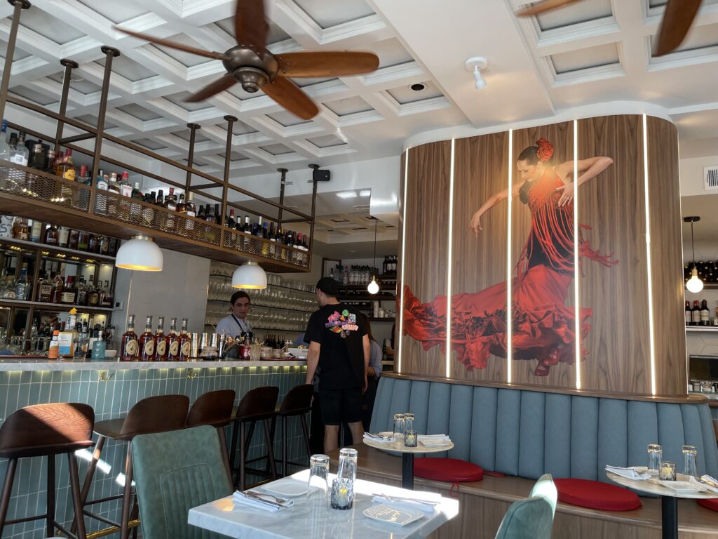 【最新レストラン情報！】今夏にオープンしたアッパーイーストの地中海レストラン「The Blue Mezze Bar」 ニューヨーク便利帳